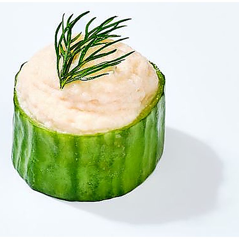 Tarama sur tonnelet de concombre et basilic