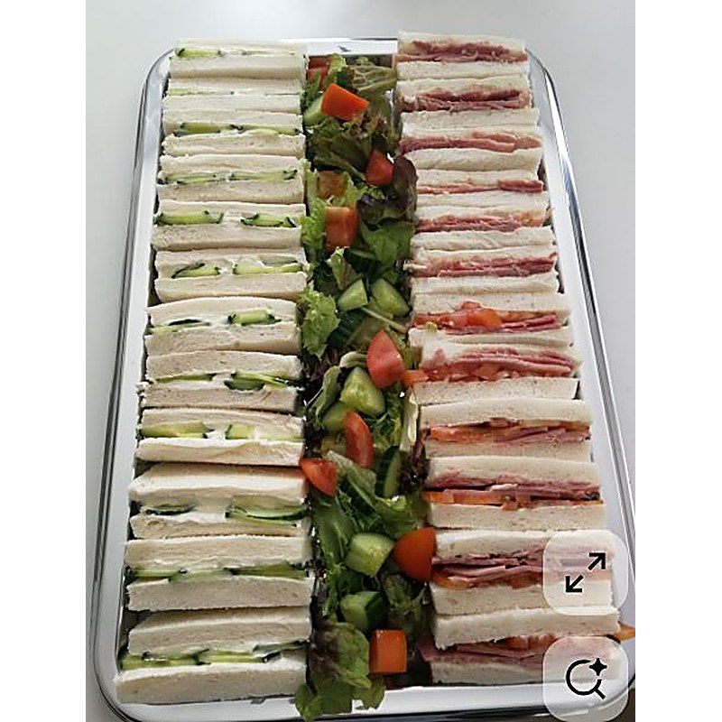 Plateau de finger sandwiches